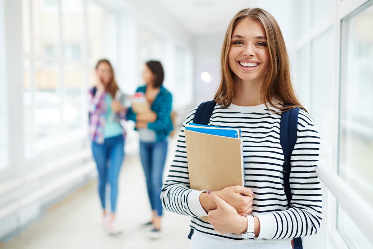 Clases particulares de inglés y refuerzo escolar en Boiro